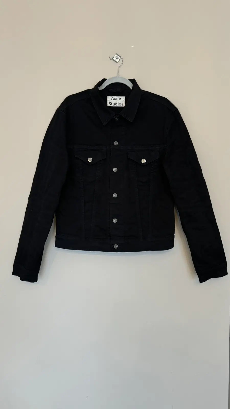 Acne Studios × Streetwear × Vintage